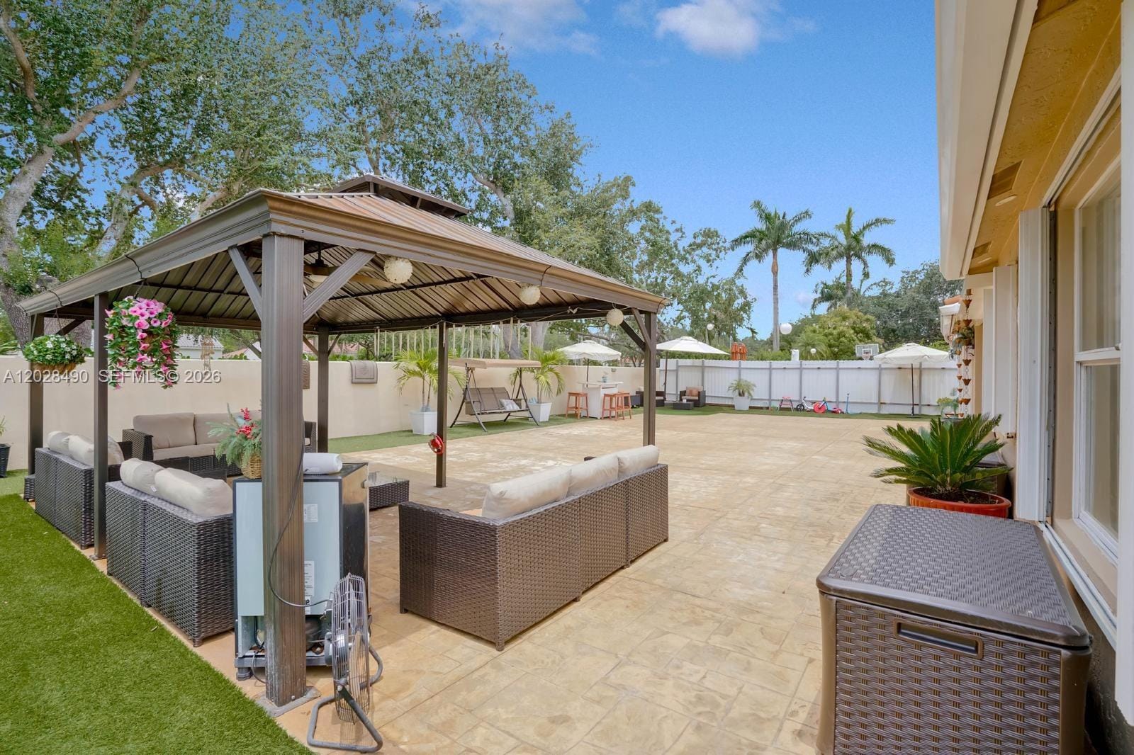1910 SW 135th Way, Miramar, FL 33027 photo 5