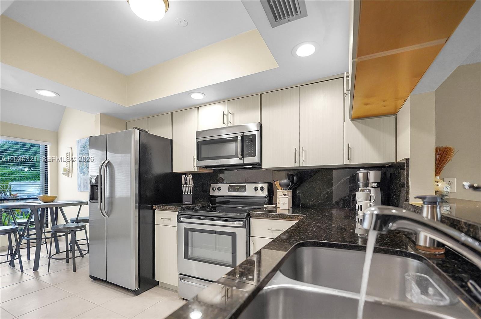 1400 NW 9th Avenue C-18, Boca Raton, FL 33486 photo 3