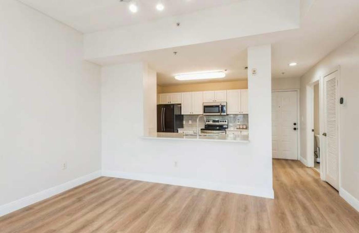 1200 Town Center Drive 305 — photo 6