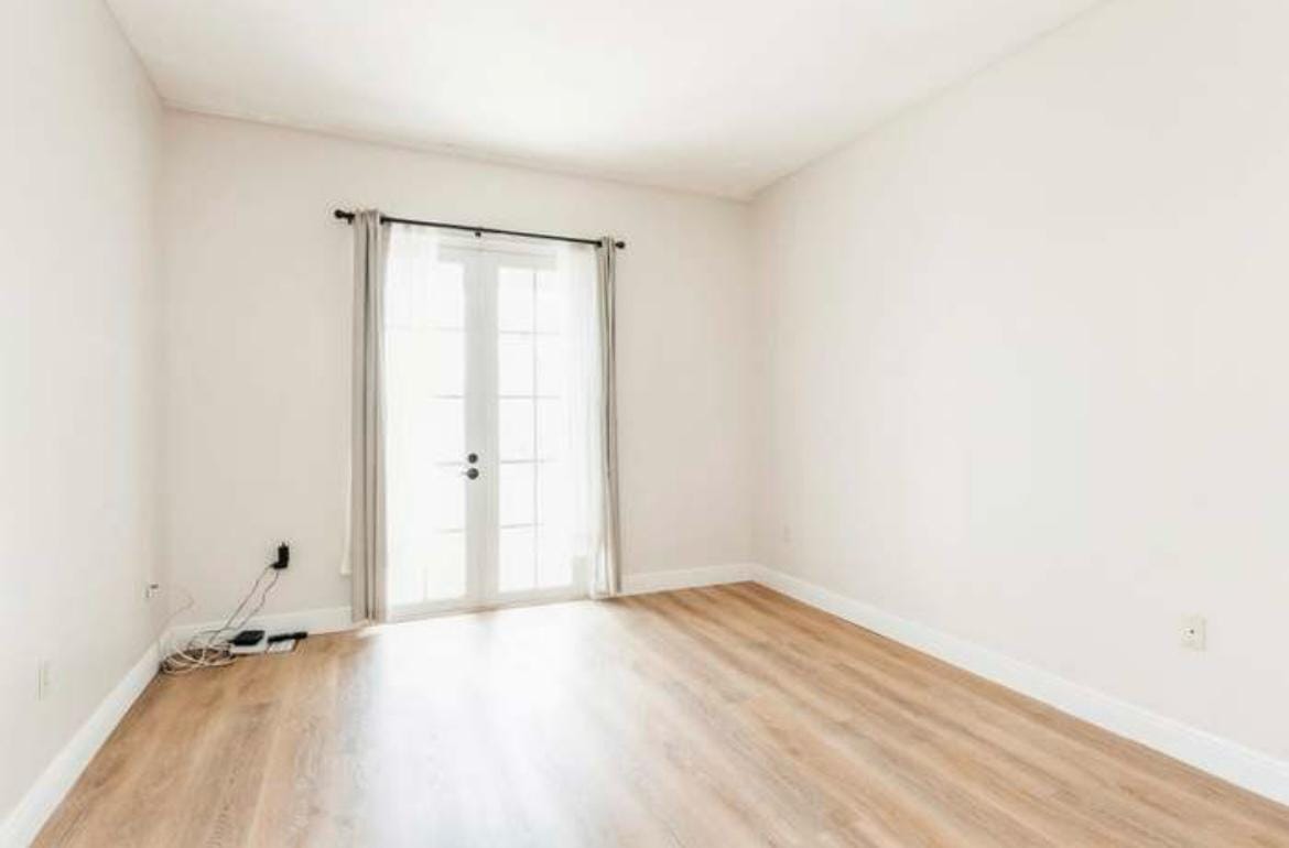 1200 Town Center Drive 305 — photo 10
