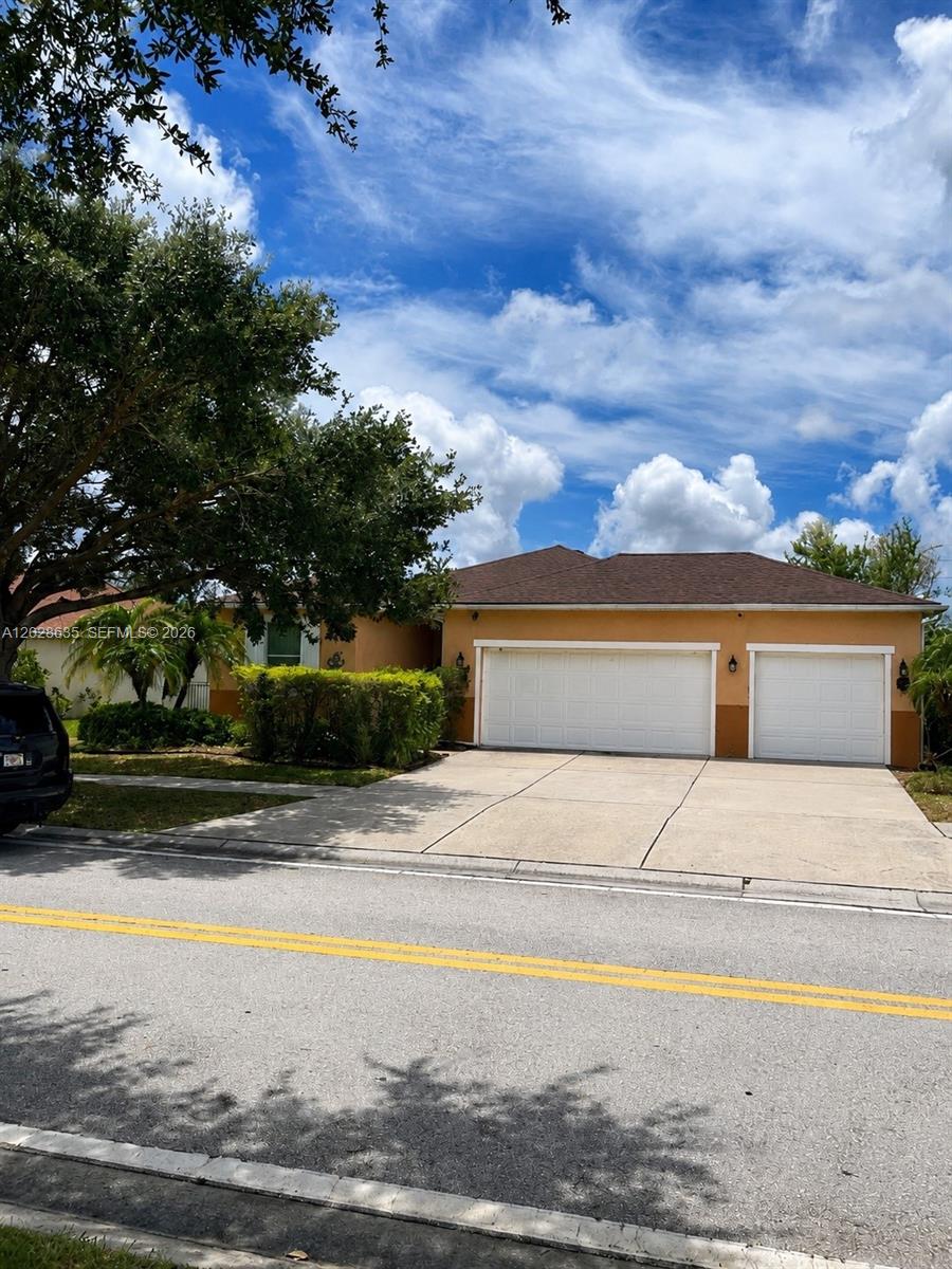 342 Star Shell Drive, Tampa, FL 33572, Tampa