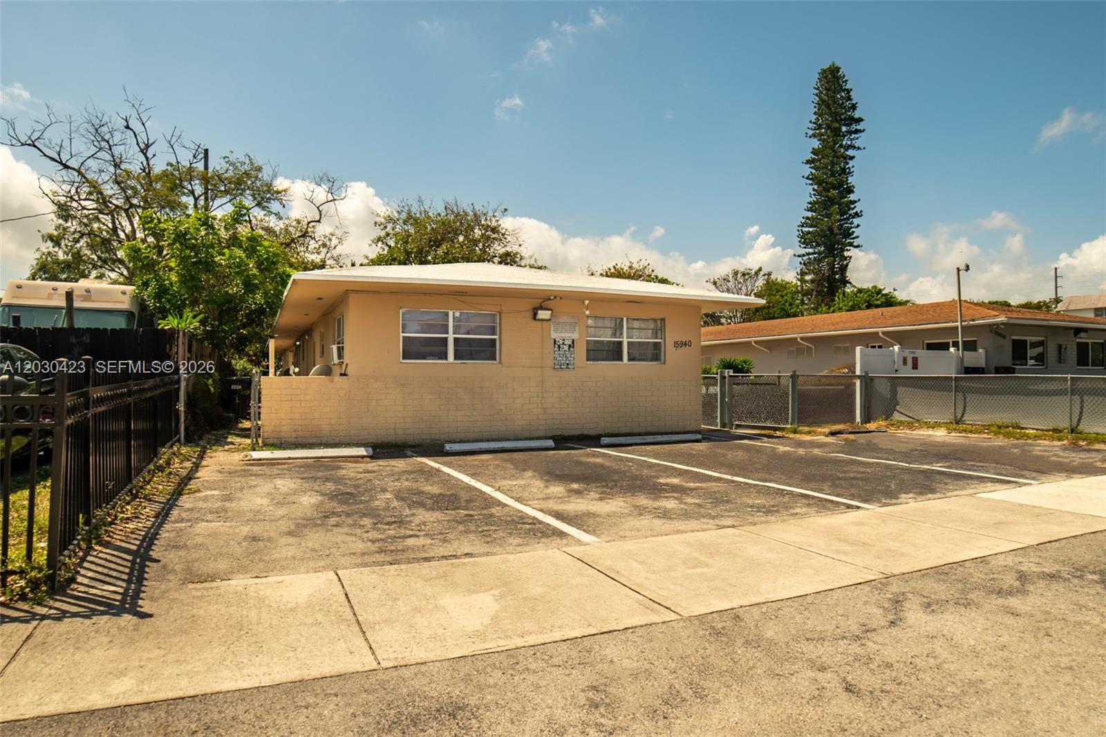 15940 NE 19th Court 3, North Miami Beach, FL 33162, North Miami Beach