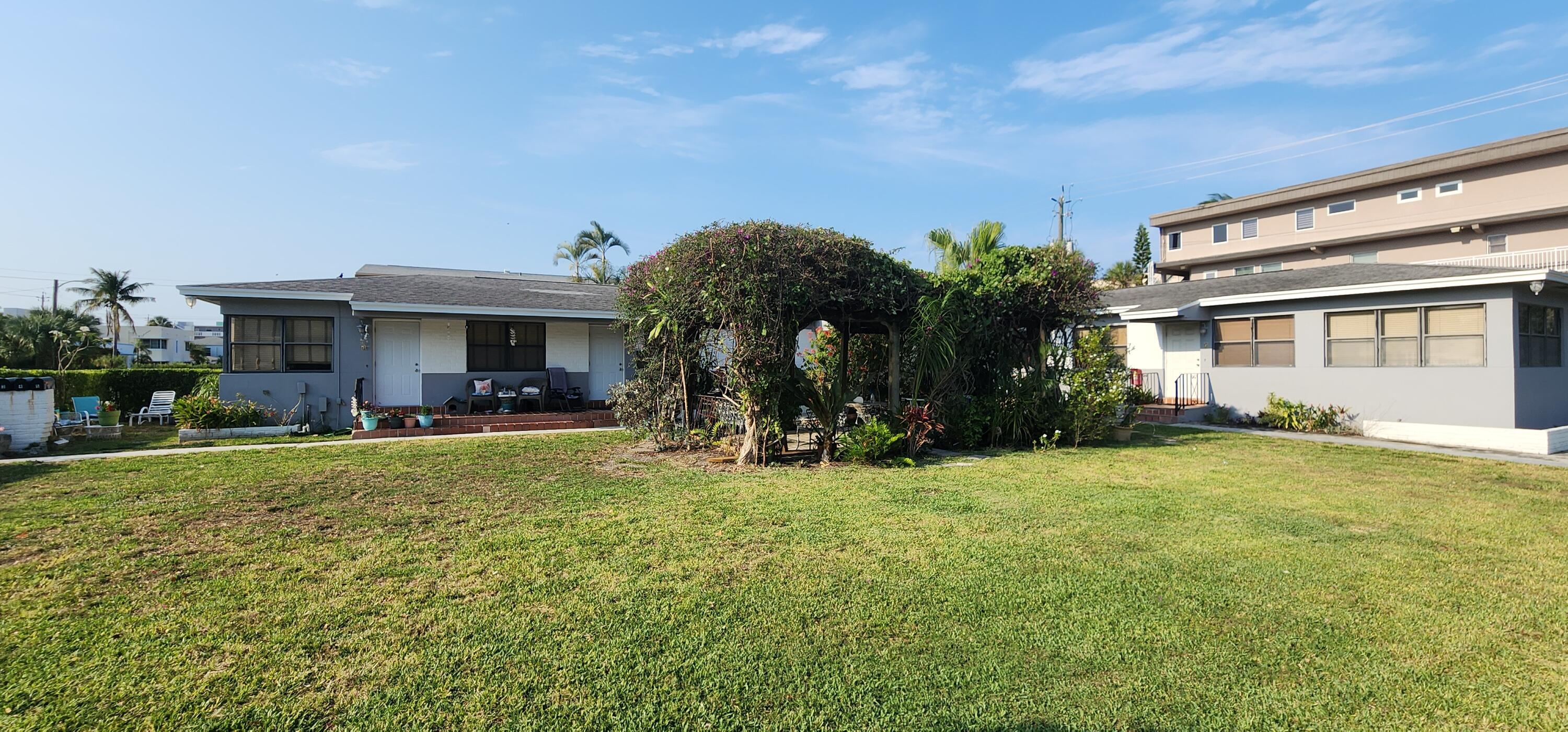 130 S Lakeside Drive 1, Lake Worth Beach, FL 33460, Lake Worth Beach