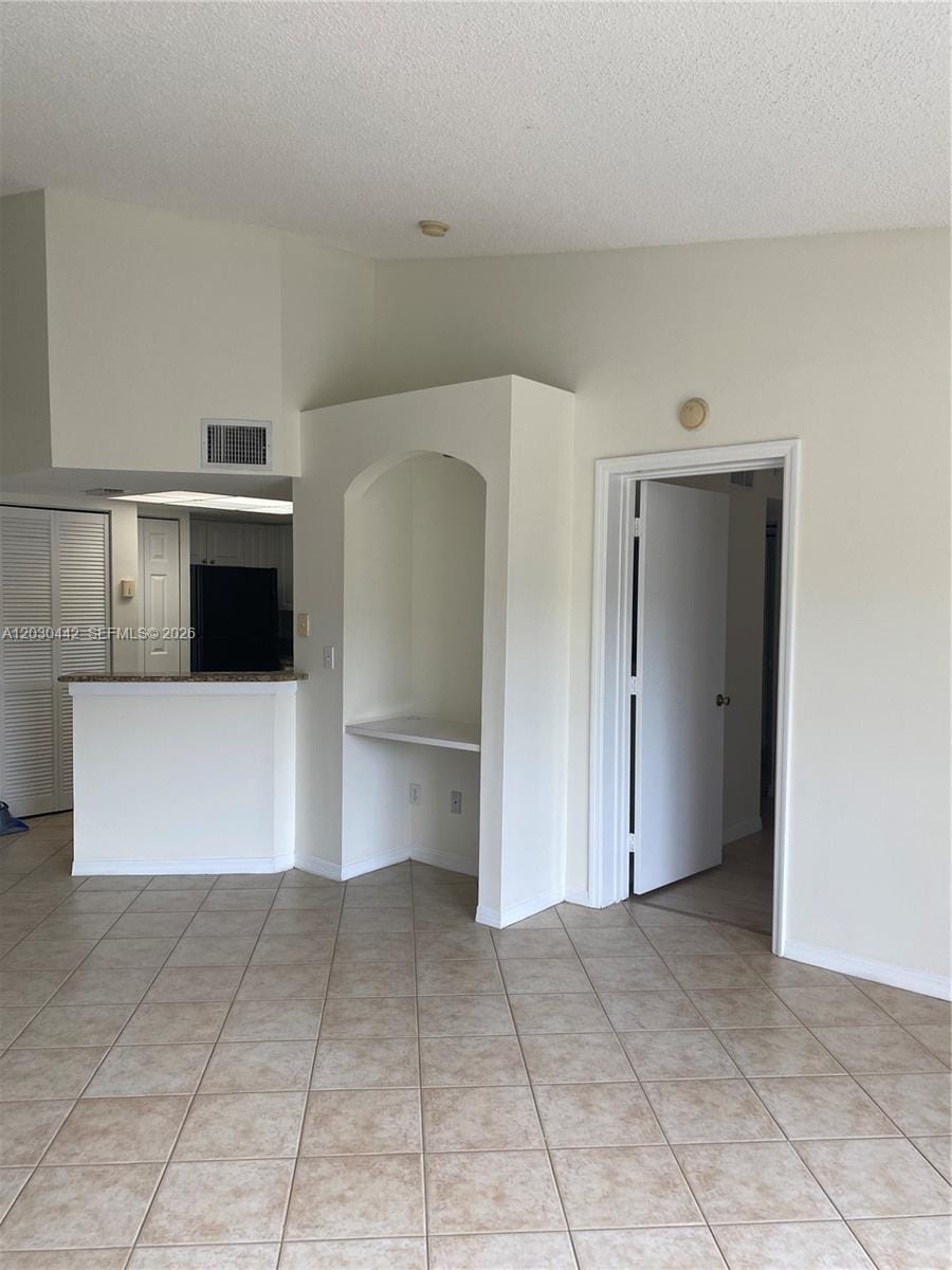300 N Crestwood Court N 310 — photo 6