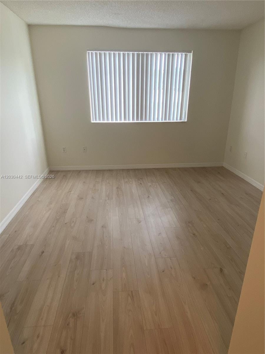 300 N Crestwood Court N 310 — photo 9
