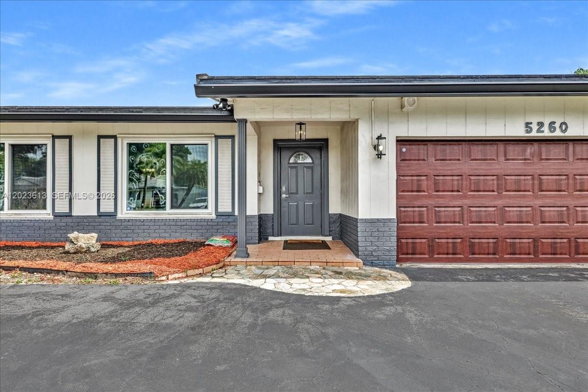5260 SW 10th Court, Plantation, FL 33317, Plantation