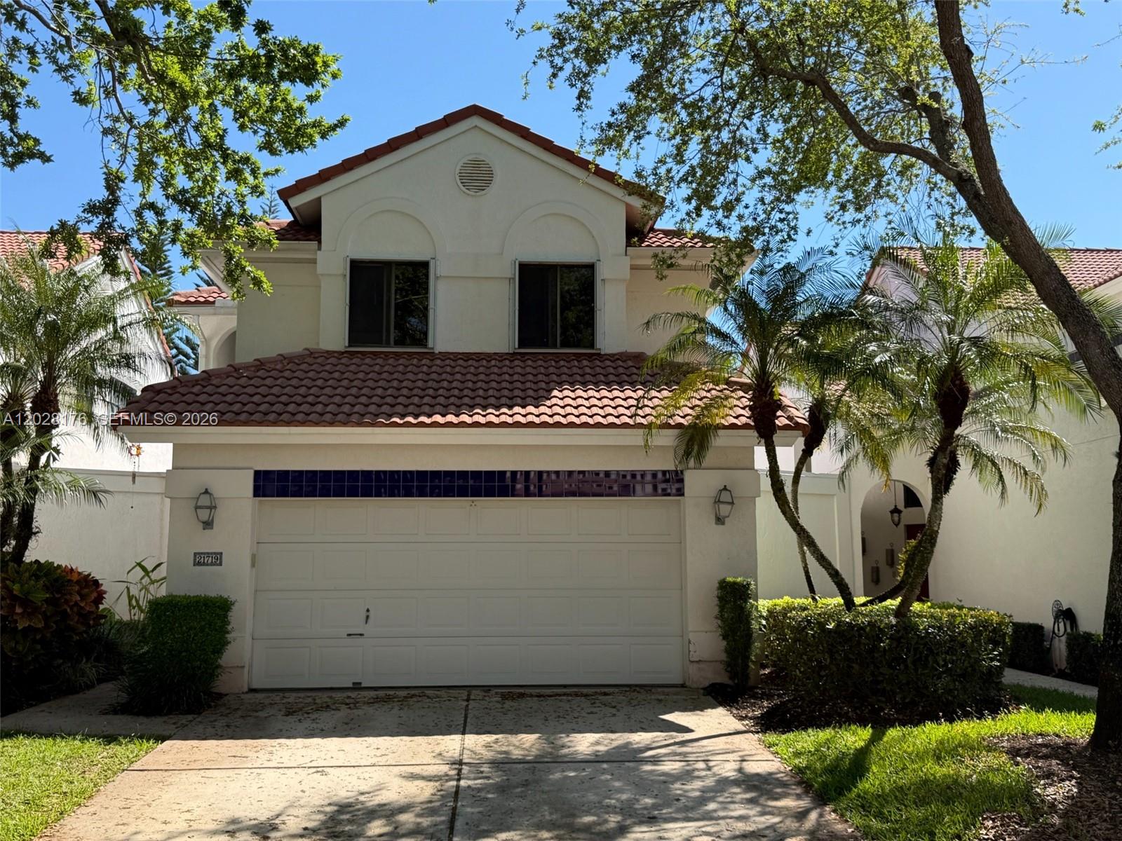 21719 Cromwell Circle — photo 2