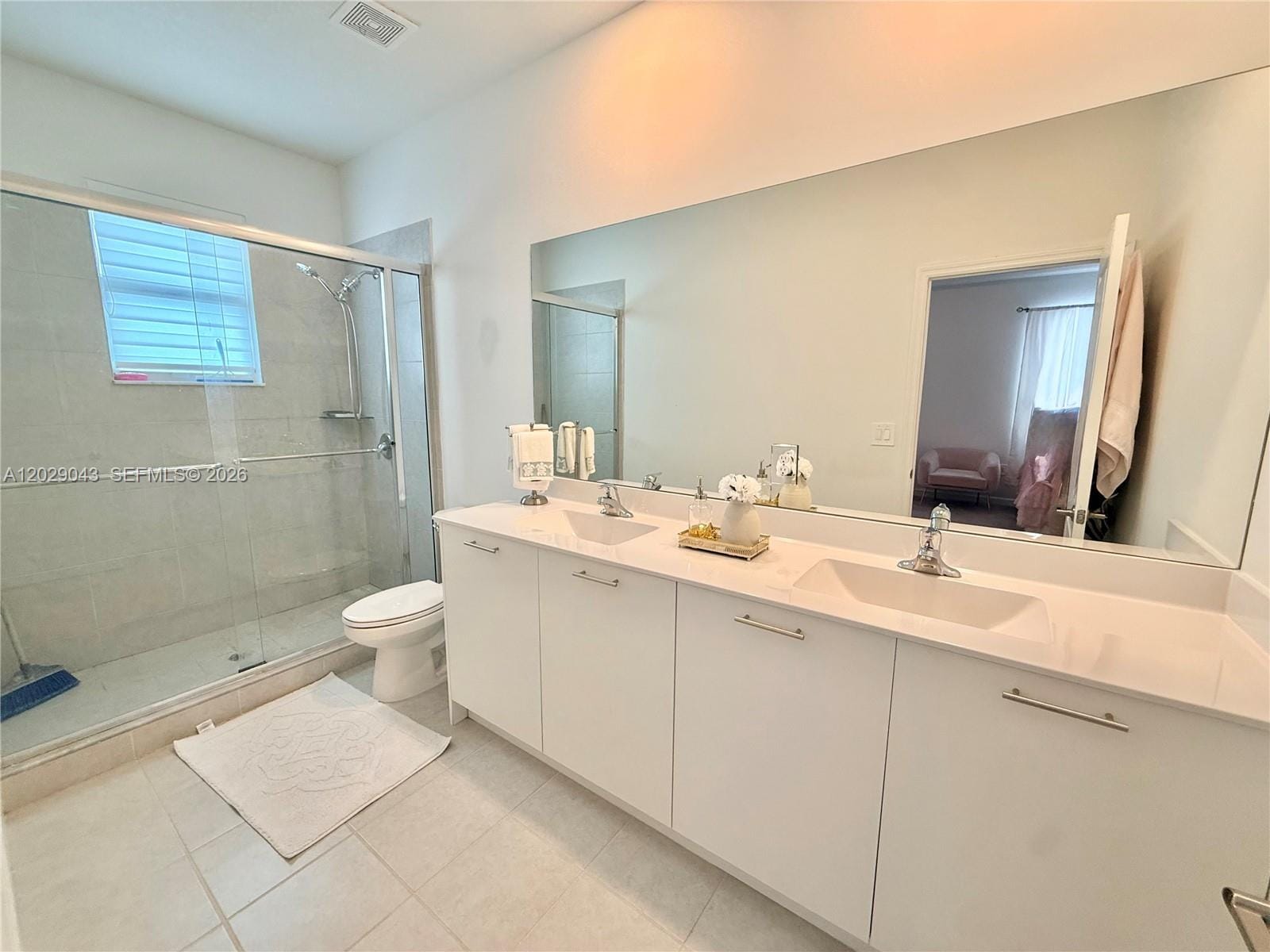 2462 NW 131st Circle, Miami, FL 33167 photo 13
