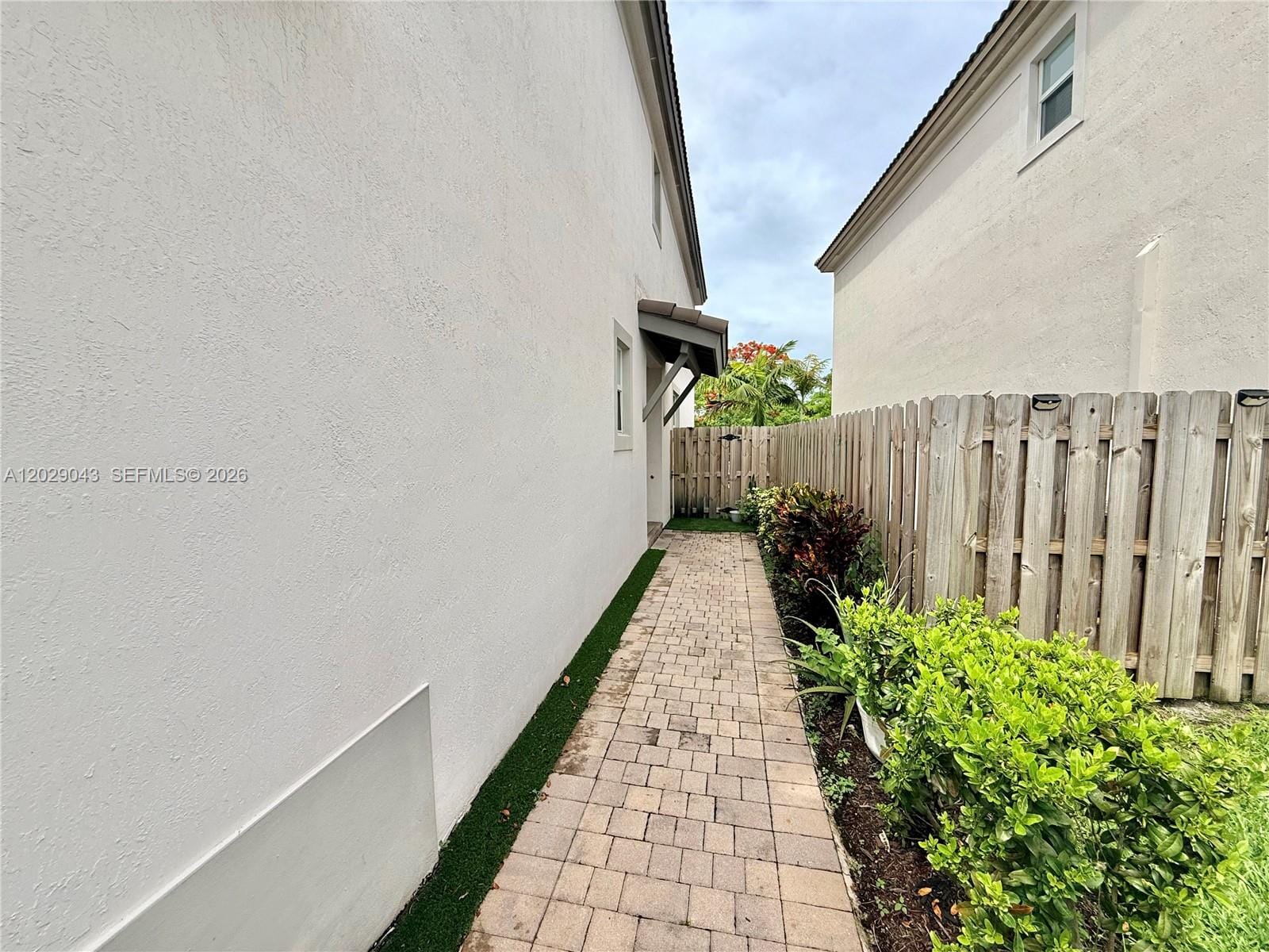 2462 NW 131st Circle — photo 4