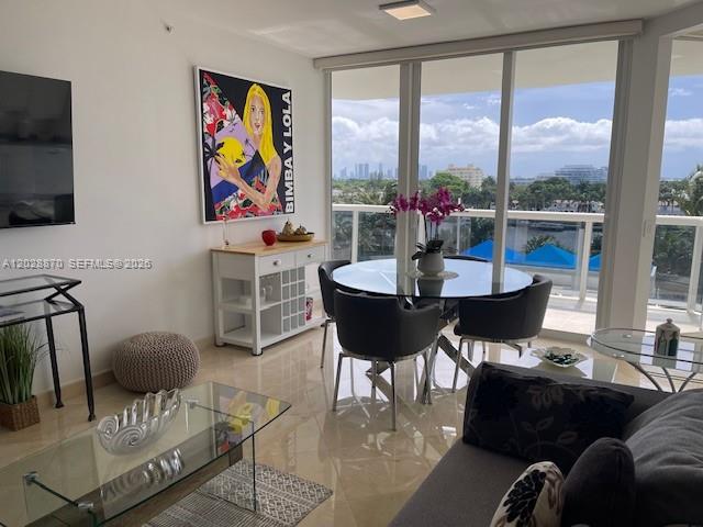 4779 Collins Avenue 706, Miami Beach, FL 33140, Miami Beach