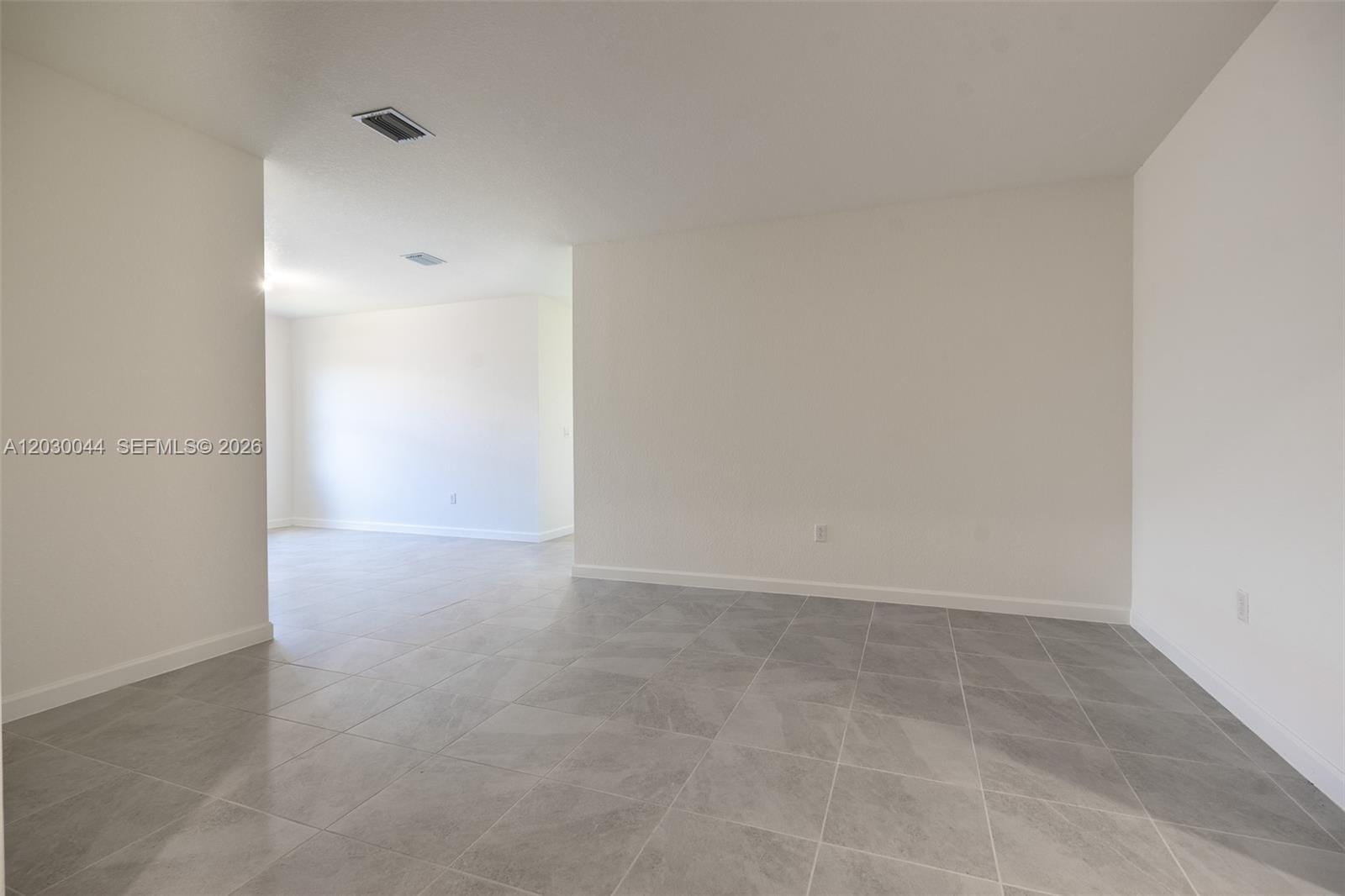 2988 SE 25th Avenue 0 — photo 11