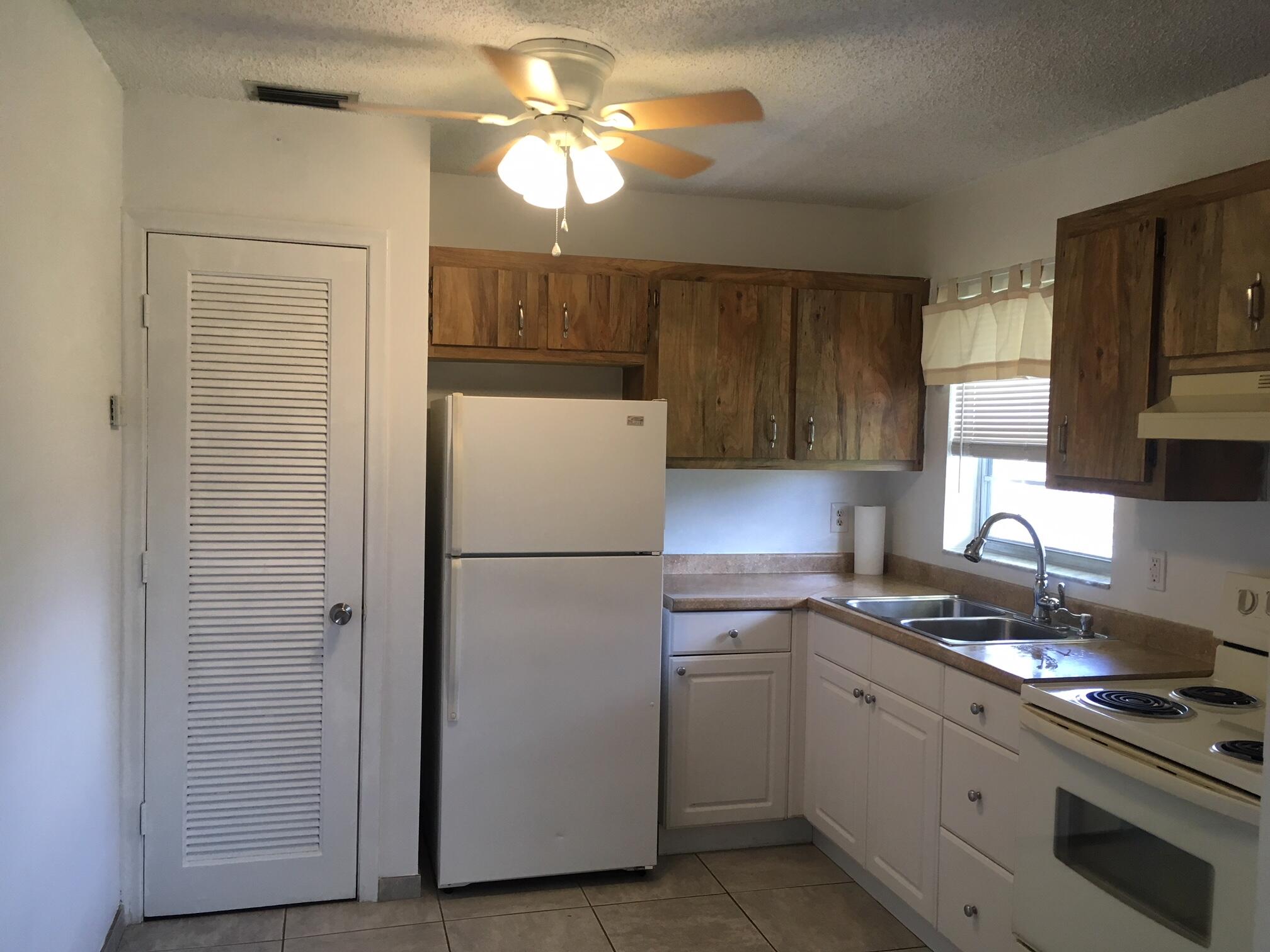 5186 NE 6th Avenue 721, Oakland Park, FL 33334, Oakland Park
