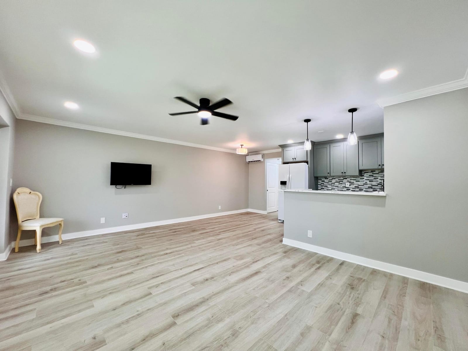 15 Bedford A — photo 5