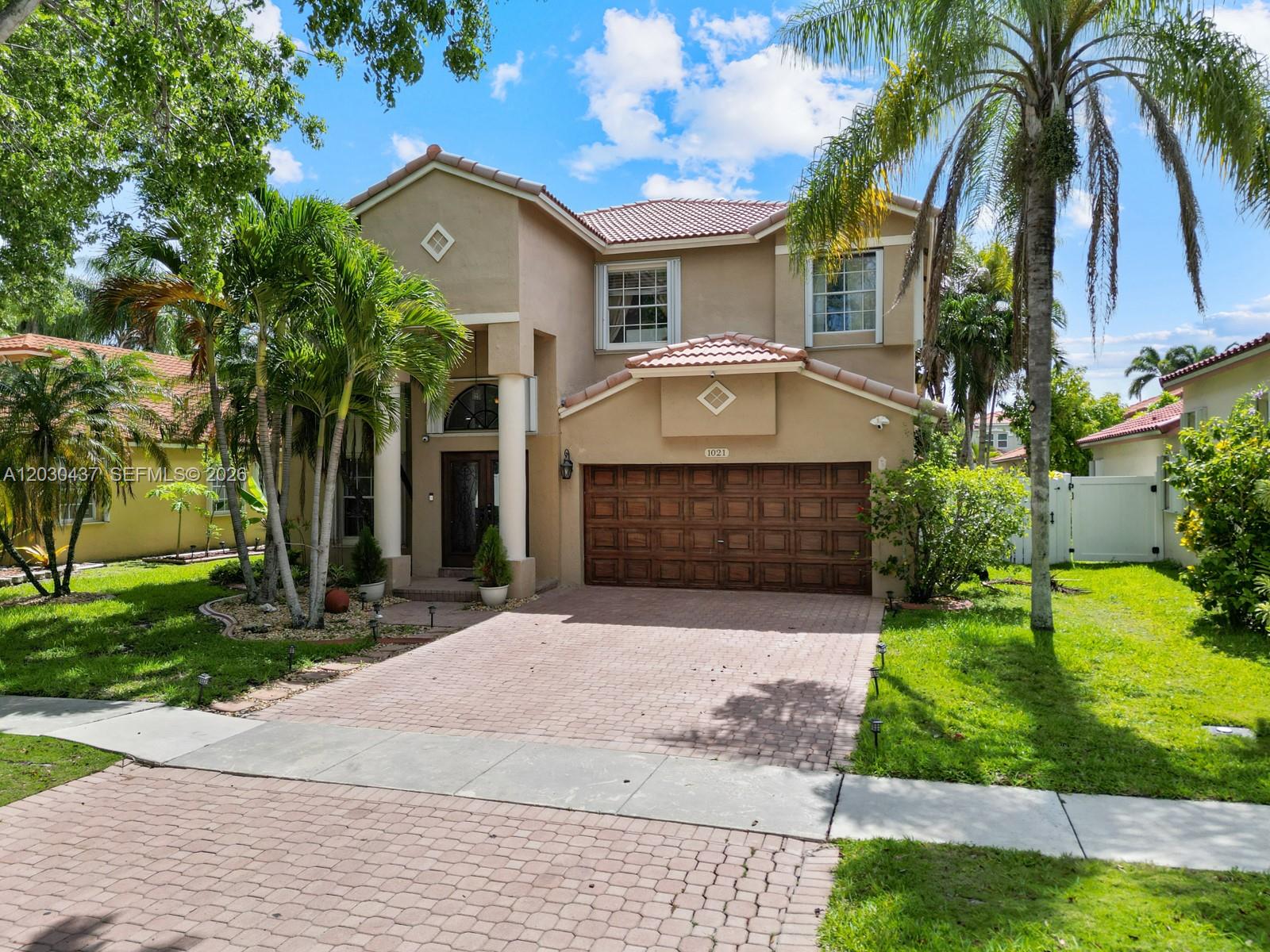1021 NW 185th Terrace, Pembroke Pines, FL 33029, Pembroke Pines