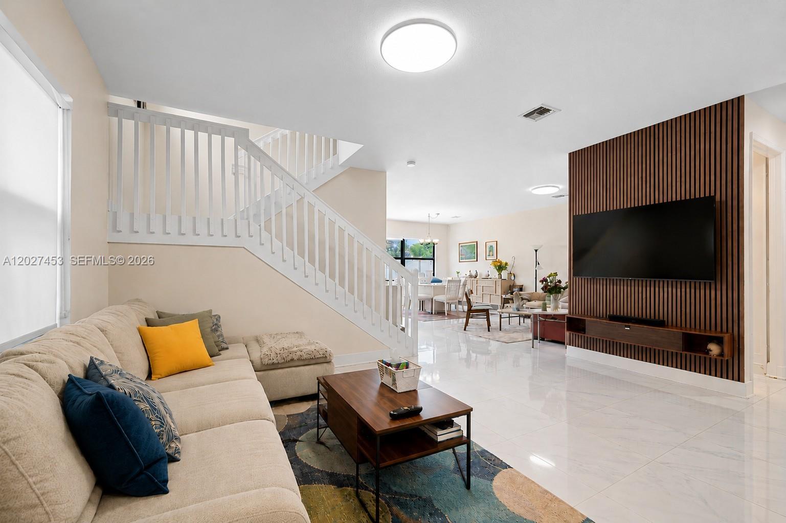 918 NE 191st Street, Miami, FL 33179, Miami