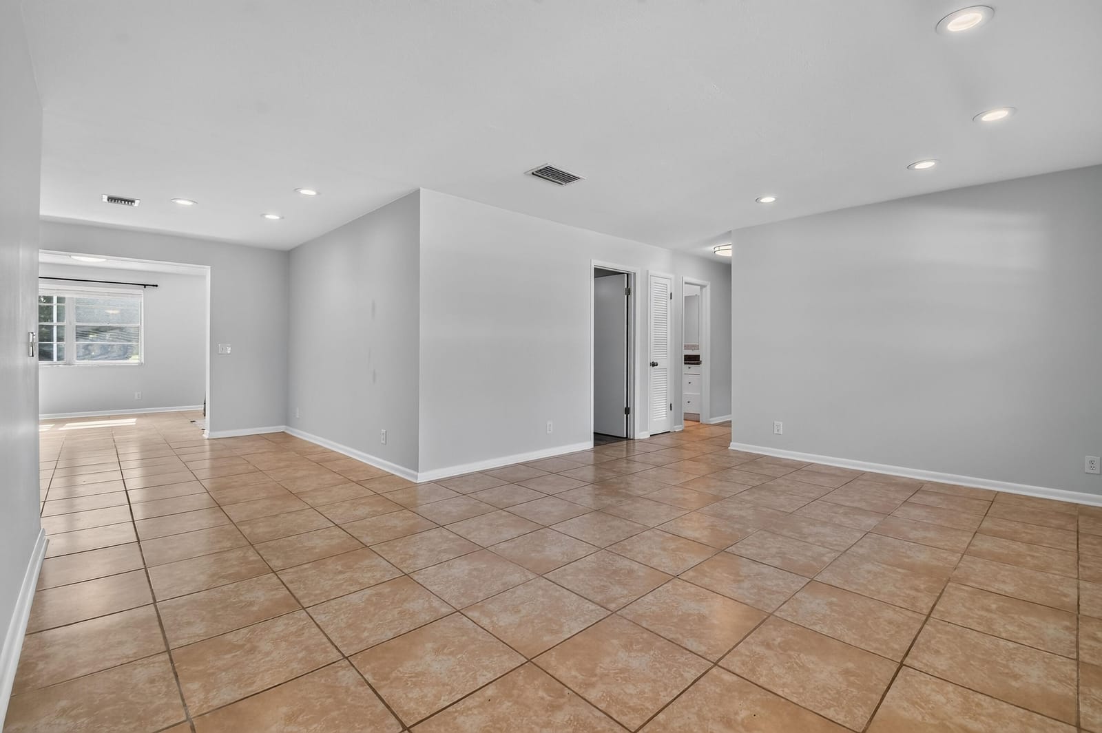 1317 Willow Road — photo 5