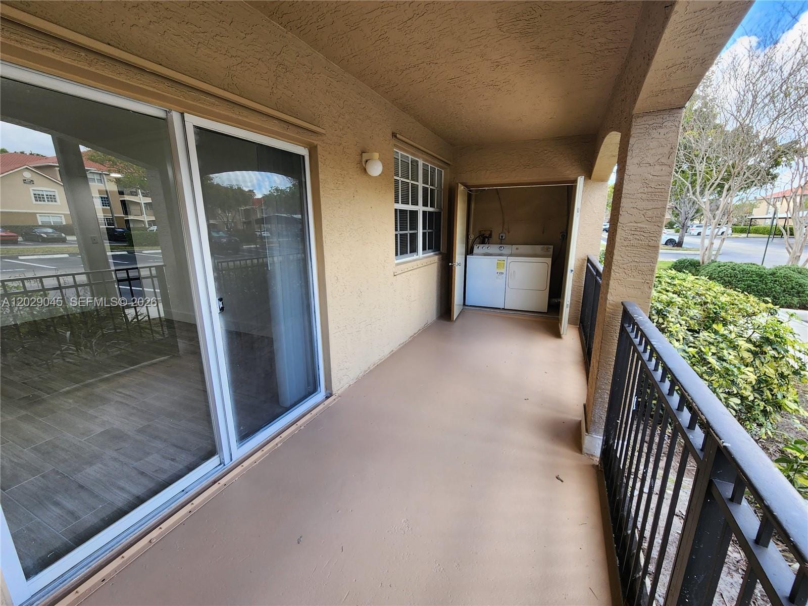 215 SW 117th Terrace 14101, Pembroke Pines, FL 33025 photo 25