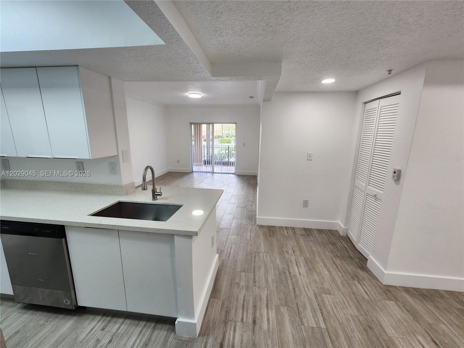 215 SW 117th Terrace 14101, Pembroke Pines, FL 33025, Pembroke Pines