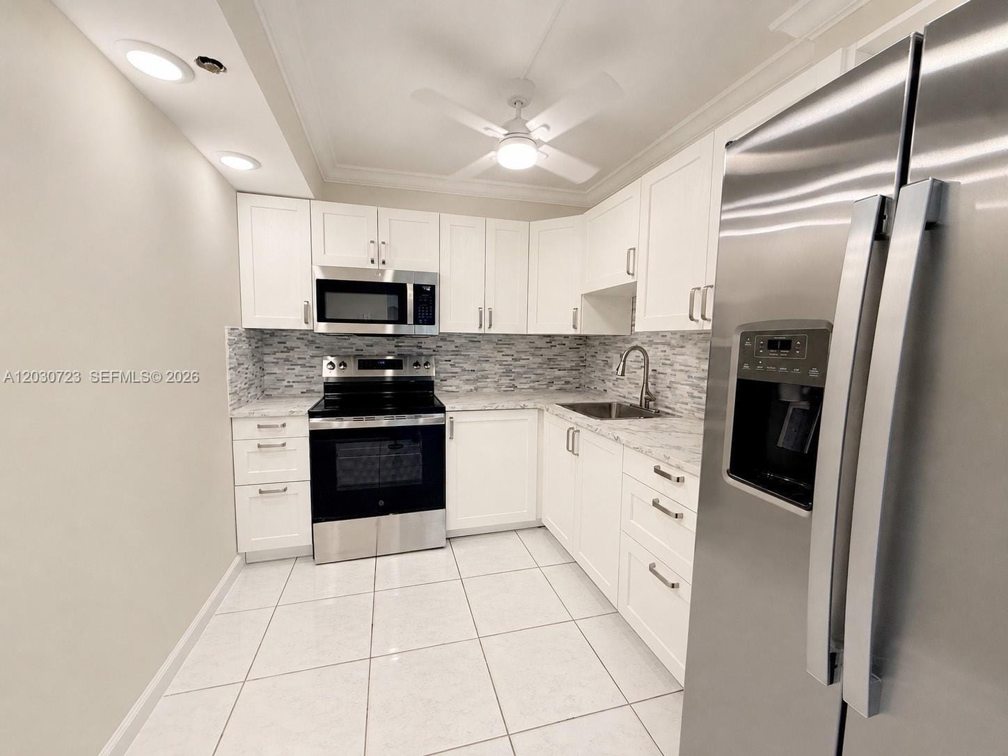 1300 St Charles Place 303 — photo 12