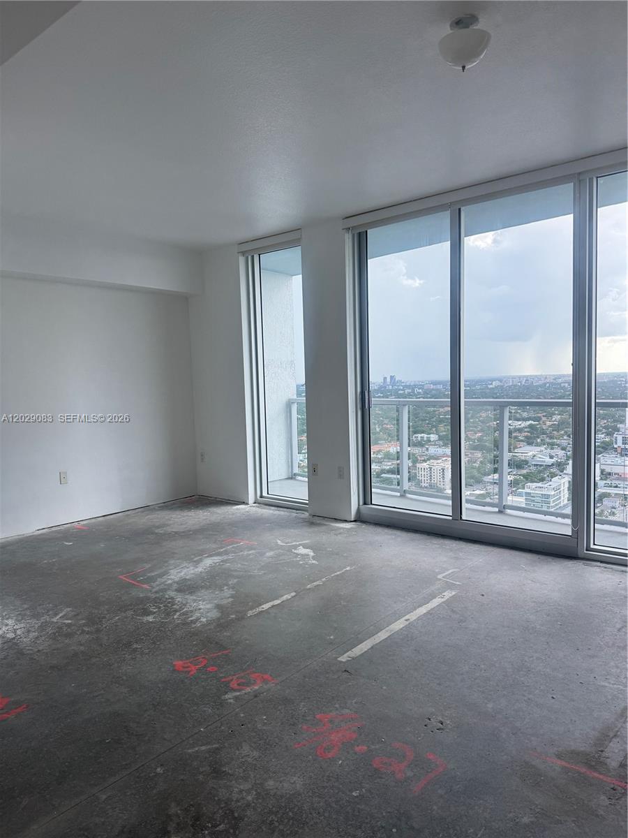 185 SW 7th Street 3900, Miami, FL 33130, Miami