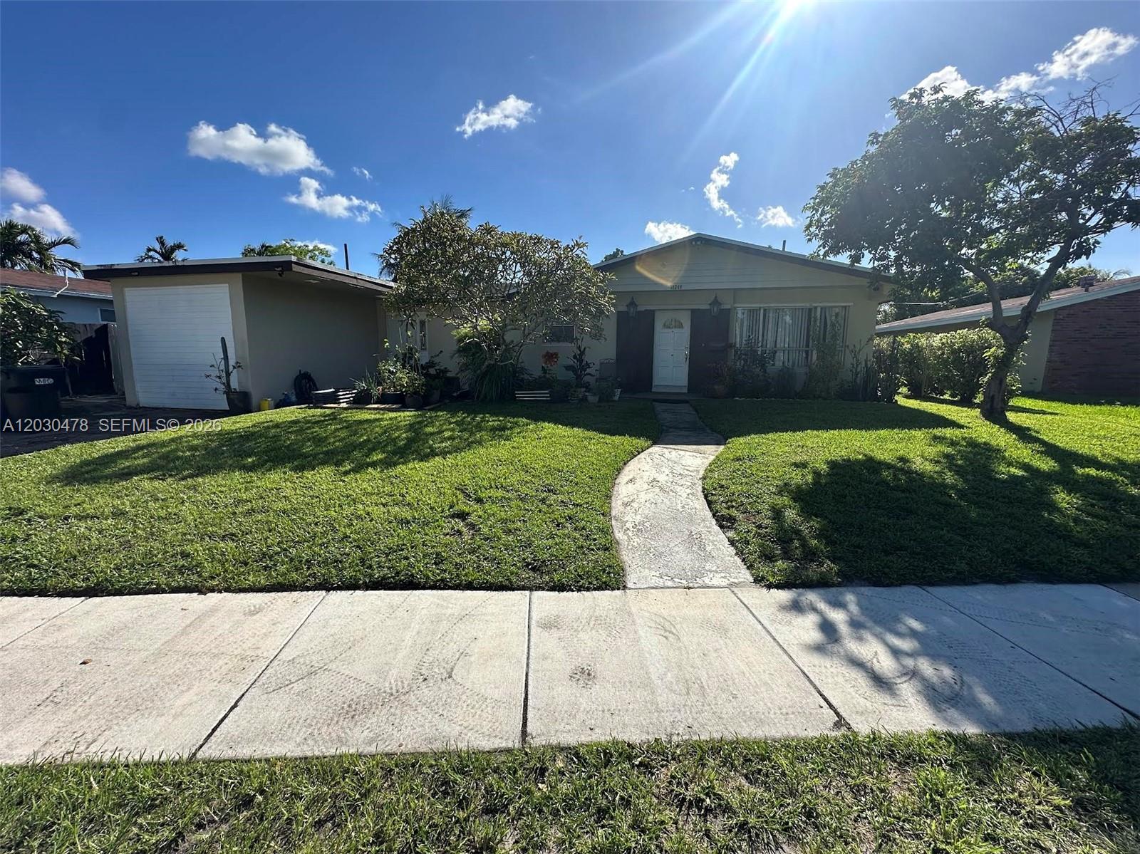18240 NE 8th Avenue, North Miami Beach, FL 33162, North Miami Beach