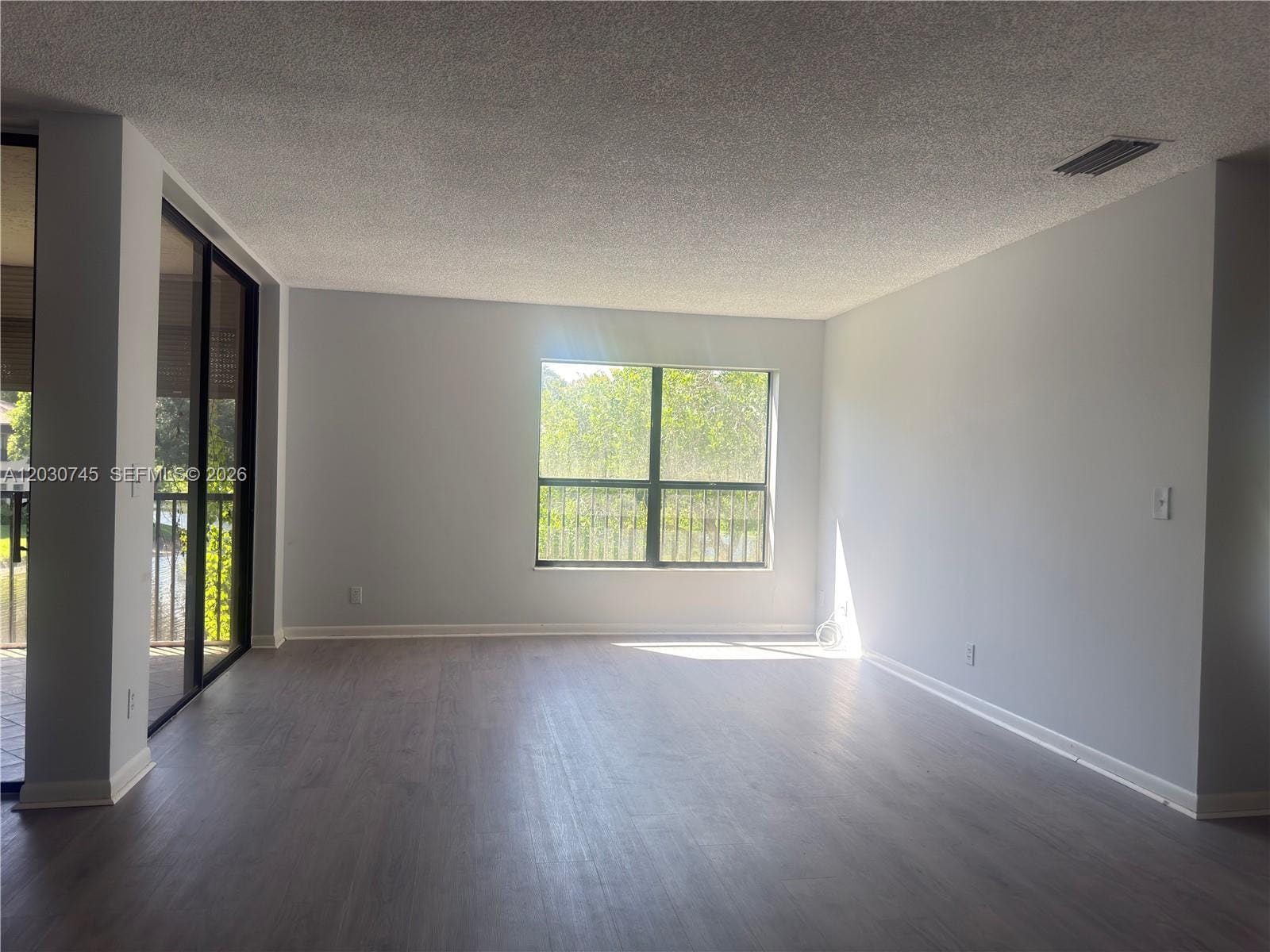 2526 N Carambola Circle N 1821 — photo 4
