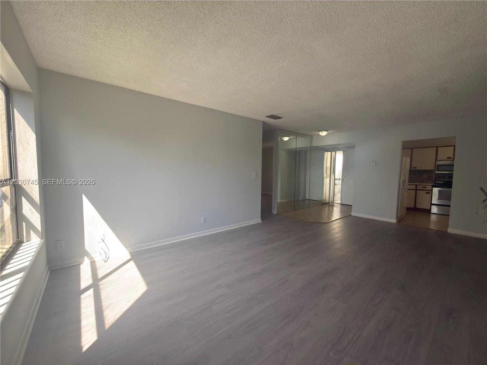 2526 N Carambola Circle N 1821 — photo 6
