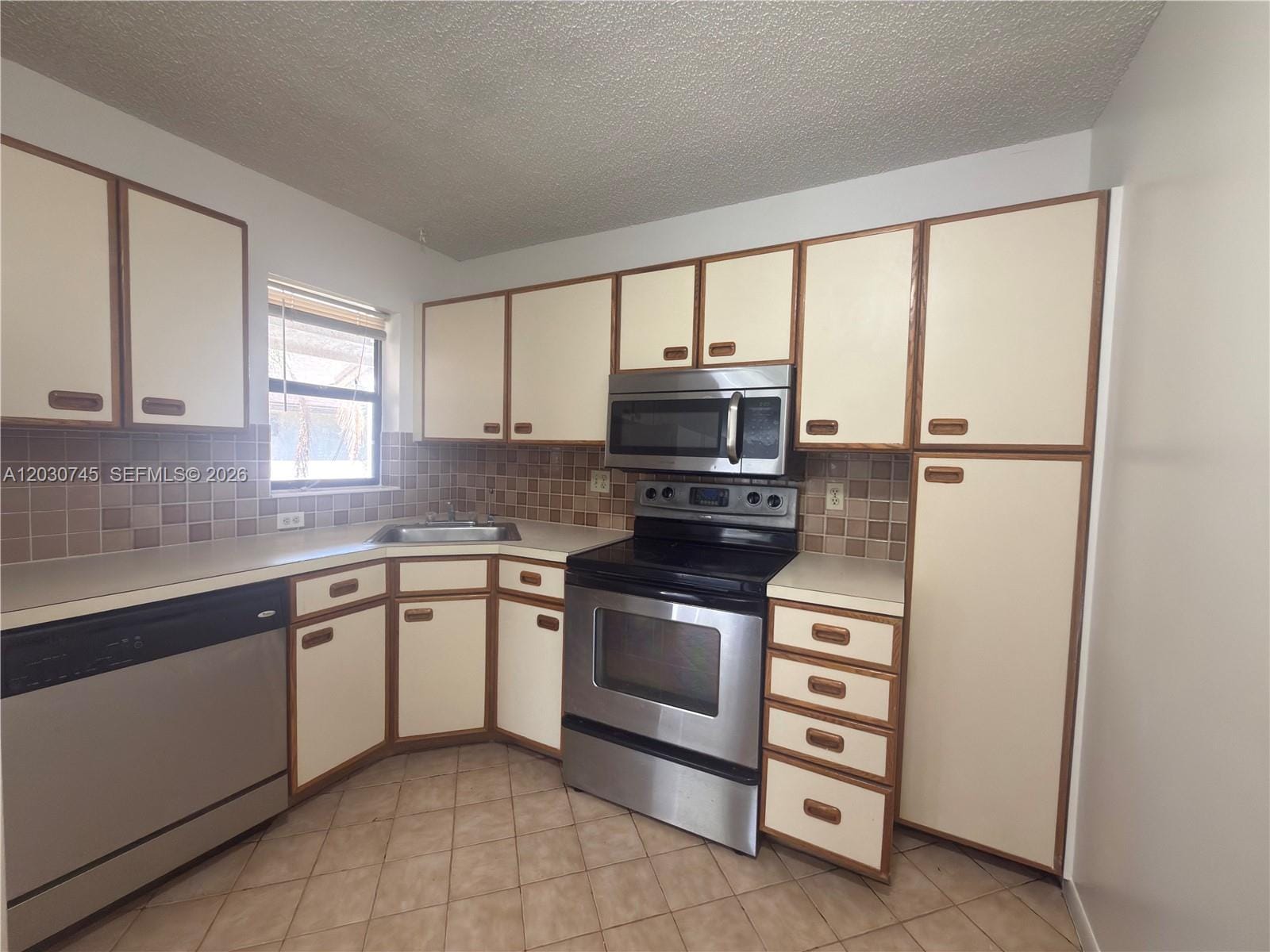 2526 N Carambola Circle N 1821 — photo 9