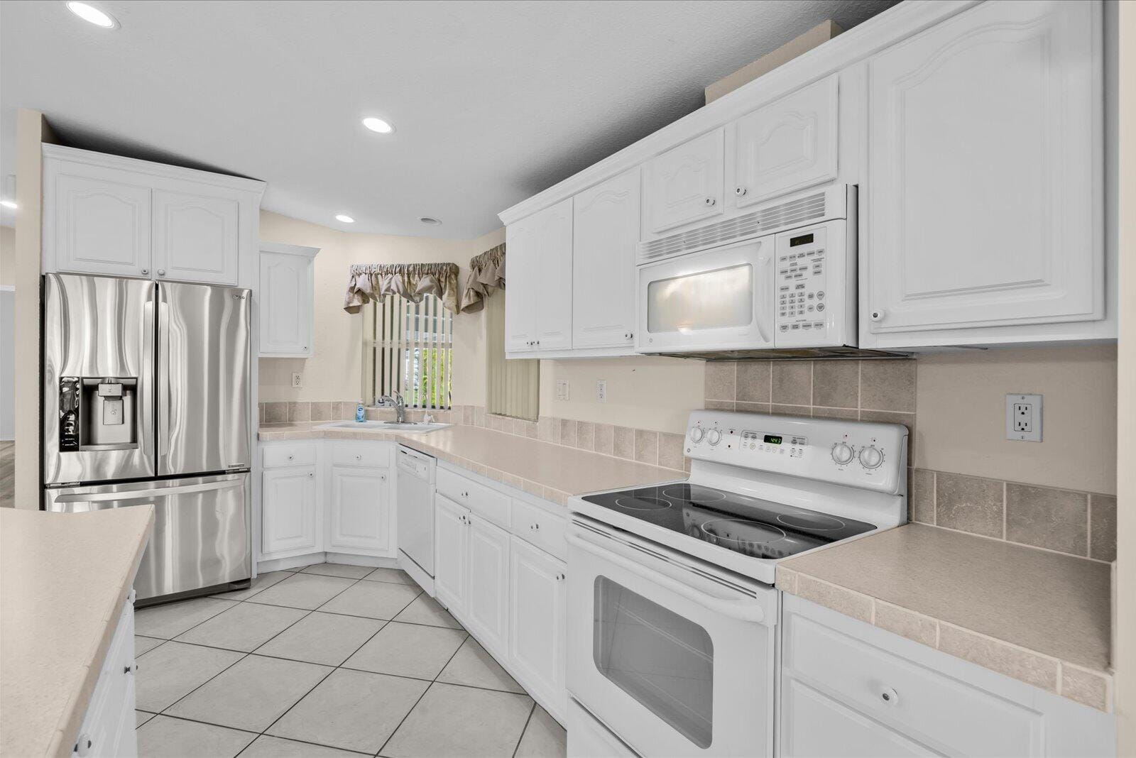 7654 Red Crossbill Court — photo 11
