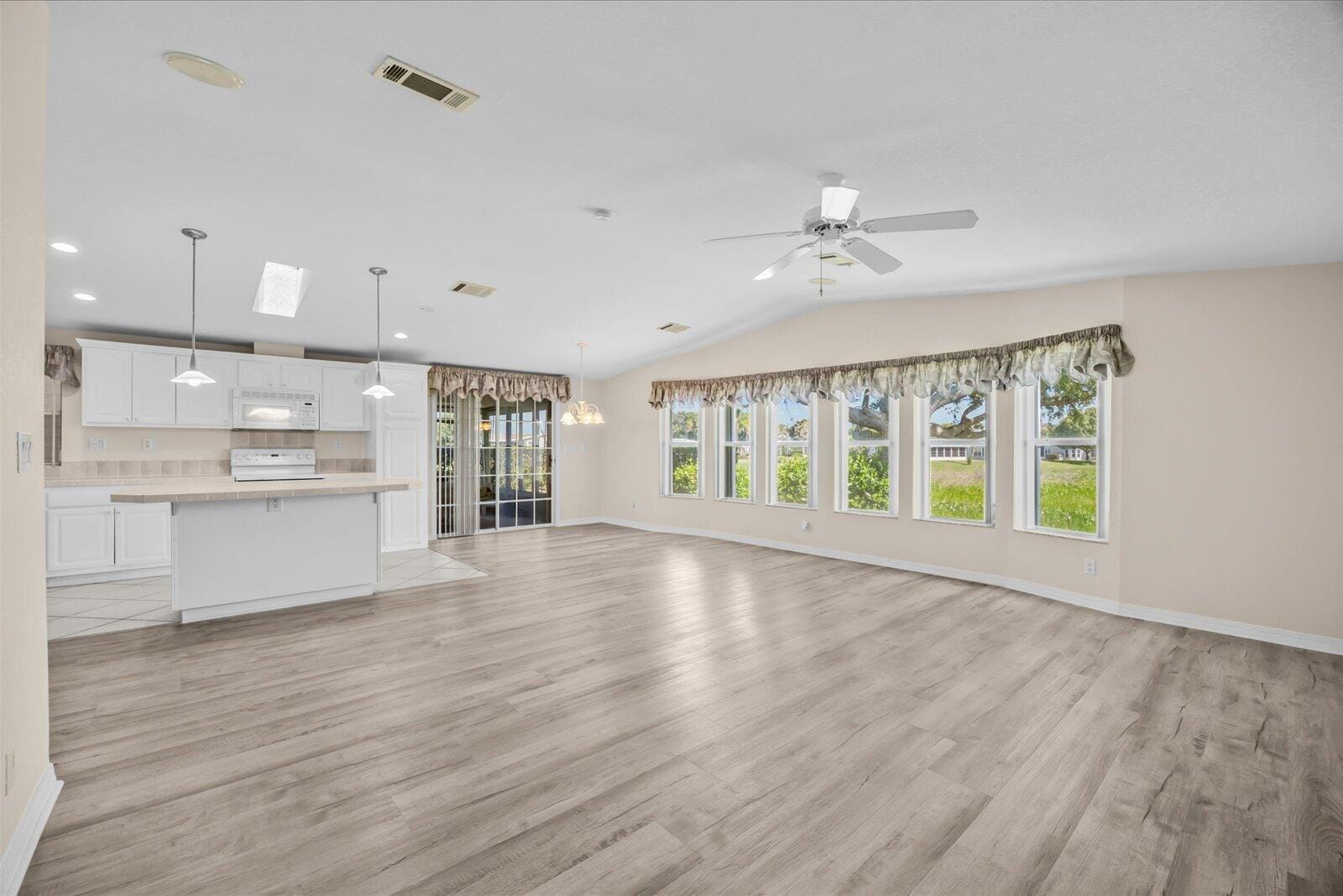 7654 Red Crossbill Court — photo 6
