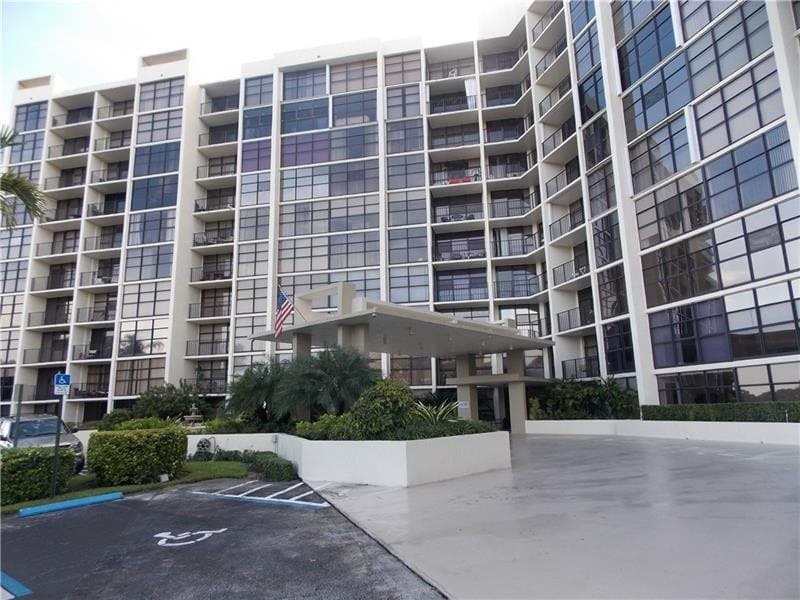 600 Parkview Drive 531 — photo 2