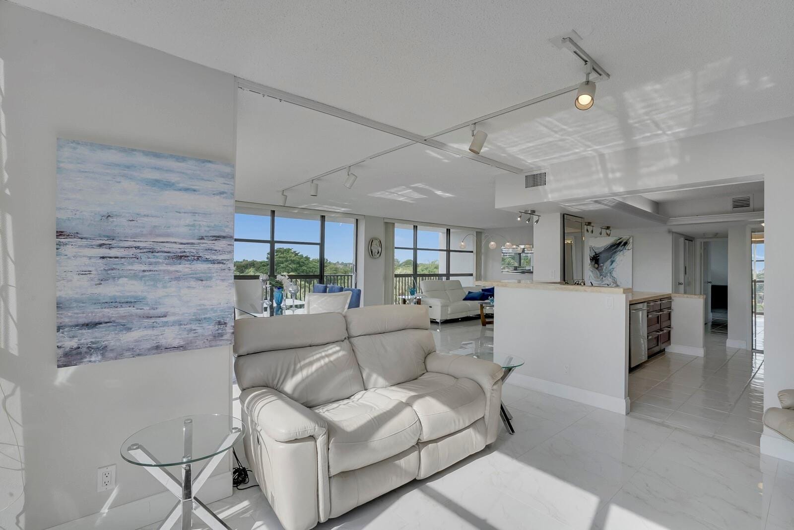 600 Parkview Drive 531, Hallandale Beach, FL 33009 photo 16