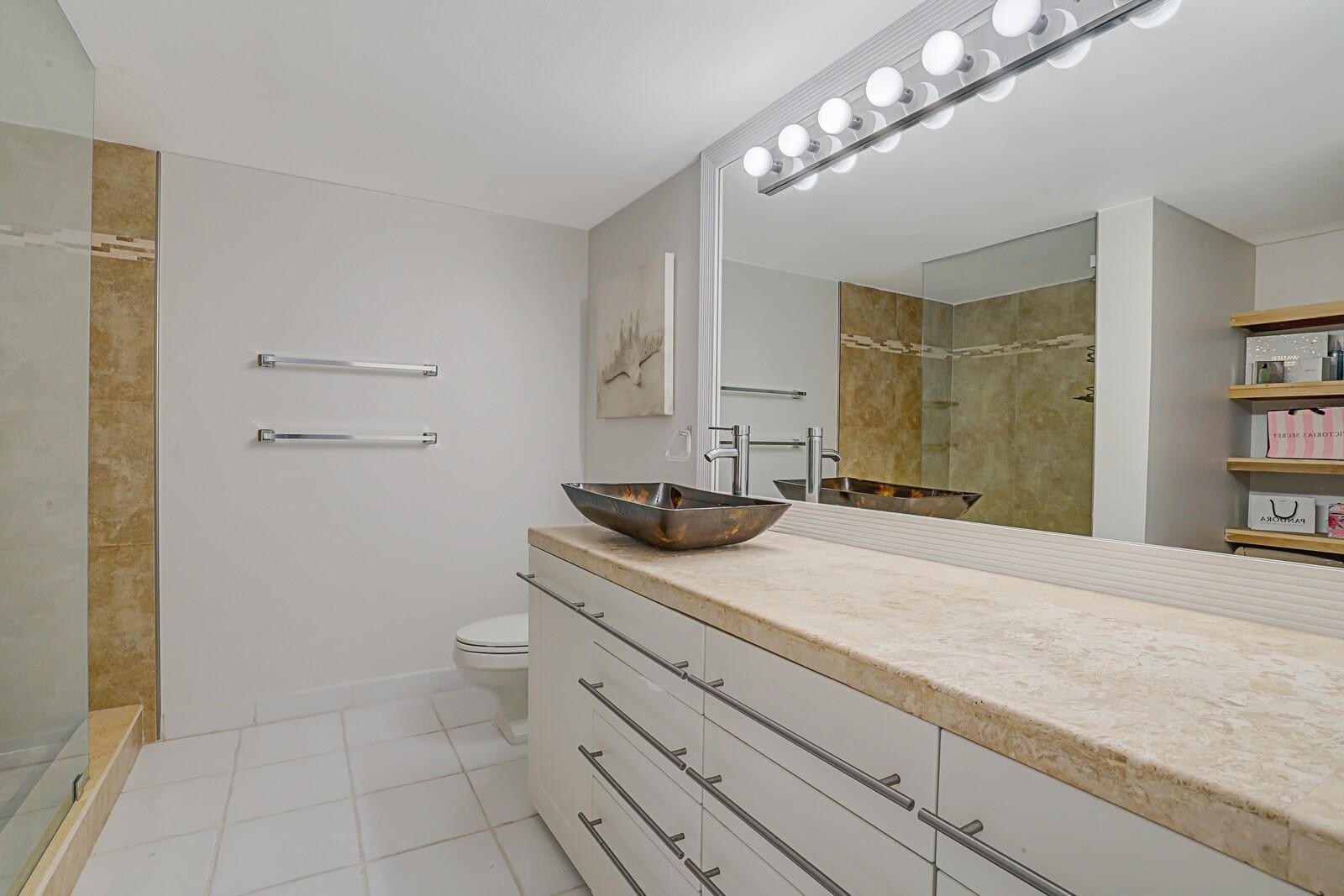 600 Parkview Drive 531, Hallandale Beach, FL 33009 photo 22