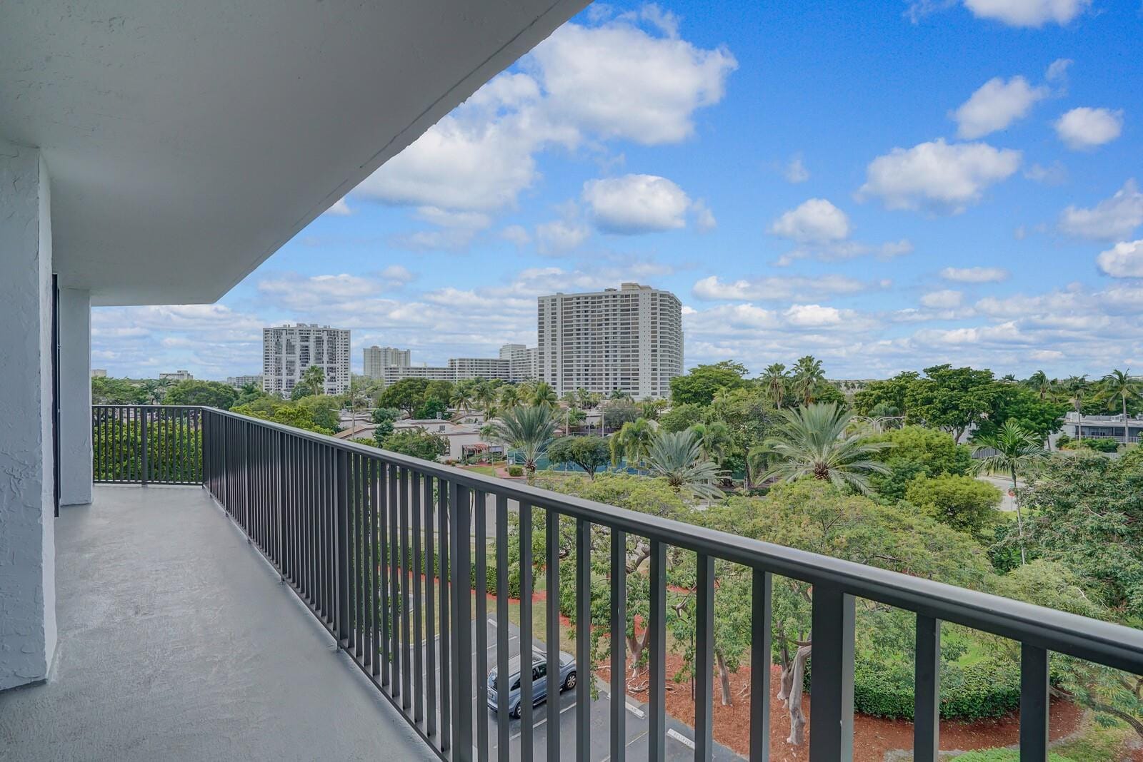 600 Parkview Drive 531, Hallandale Beach, FL 33009 photo 26