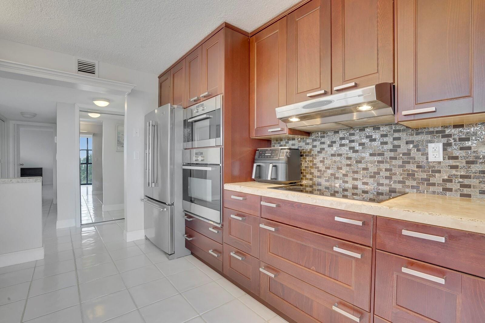 600 Parkview Drive 531 — photo 6