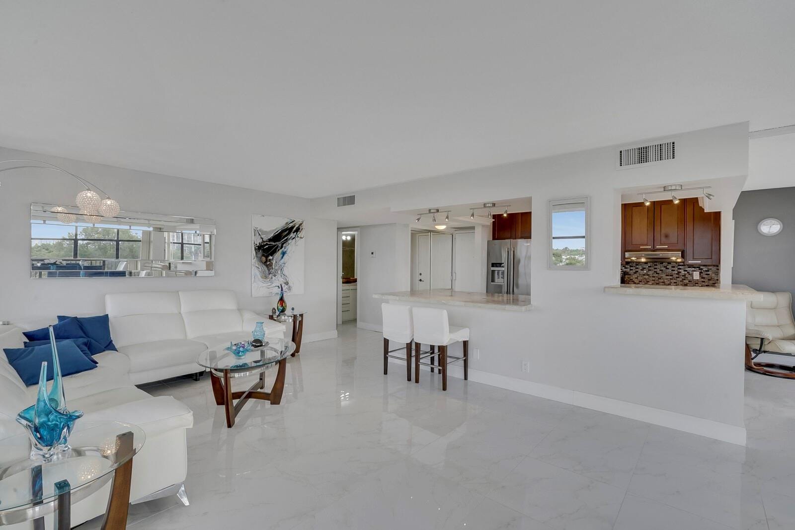 600 Parkview Drive 531 — photo 10