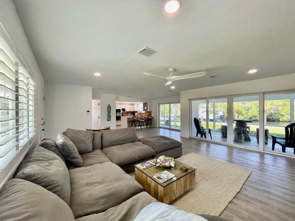 8585 SE Palm Street, Hobe Sound, FL 33455 photo 10