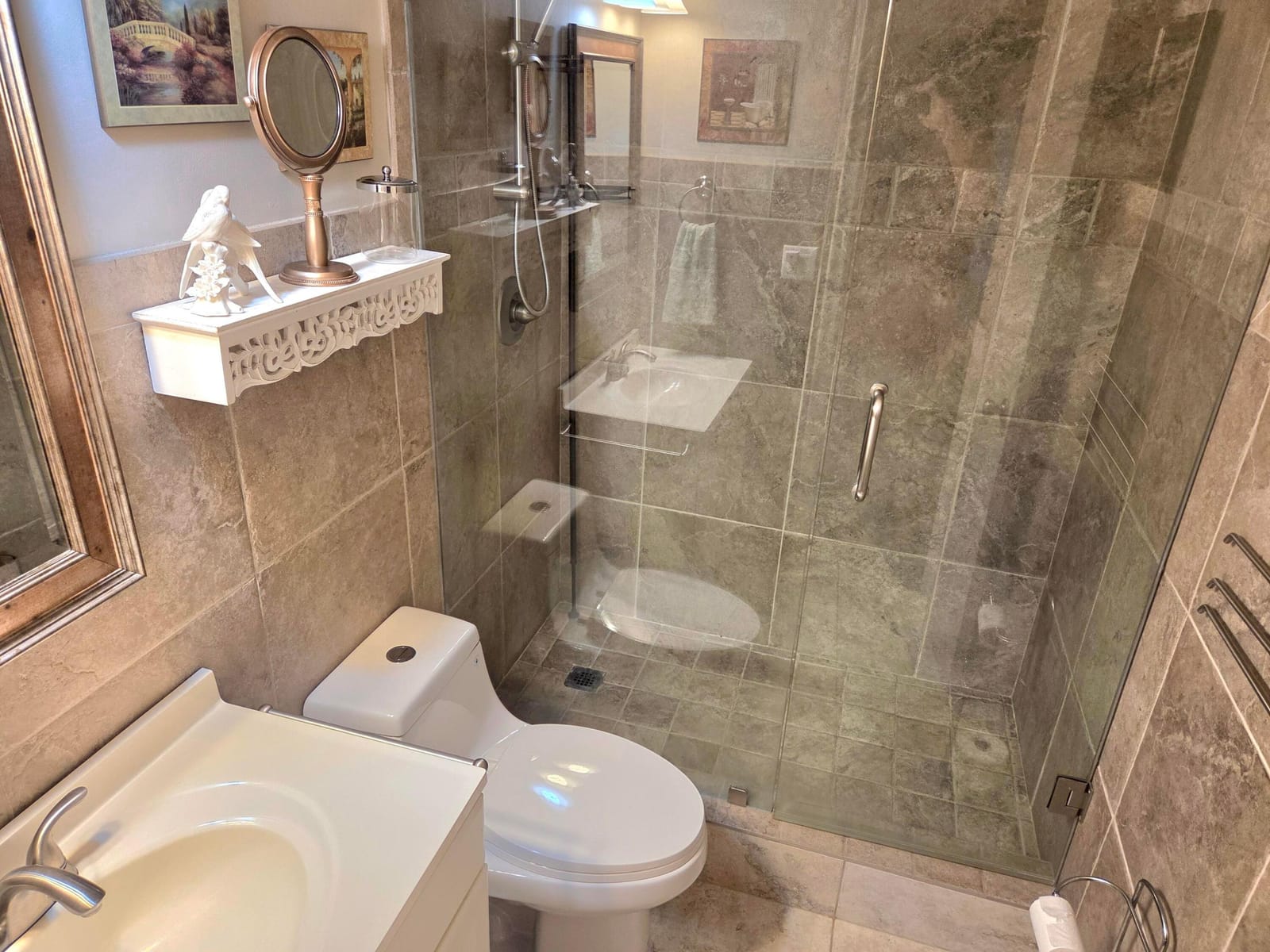 2100 NE 38th Street NE #207 — photo 9