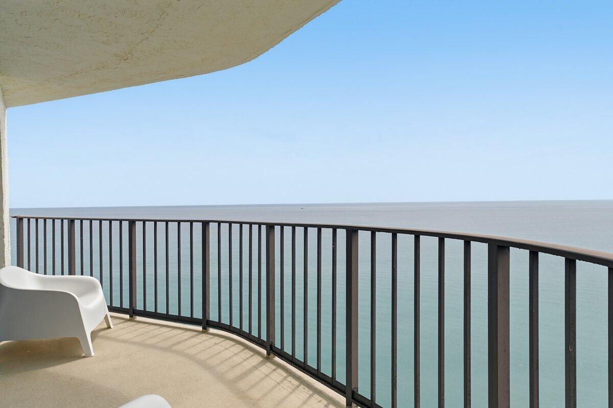 5420 N Ocean Drive 1702, Singer Island, FL 33404, Singer Island