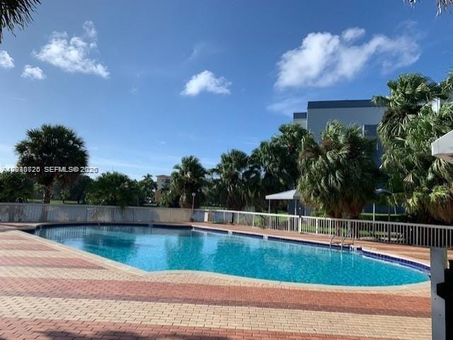 9357 Fontainebleau Boulevard D422, Miami, FL 33172 photo 23