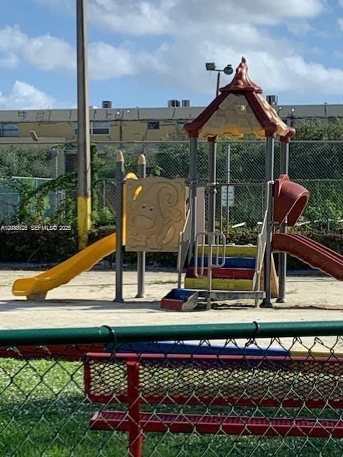 9357 Fontainebleau Boulevard D422, Miami, FL 33172 photo 26
