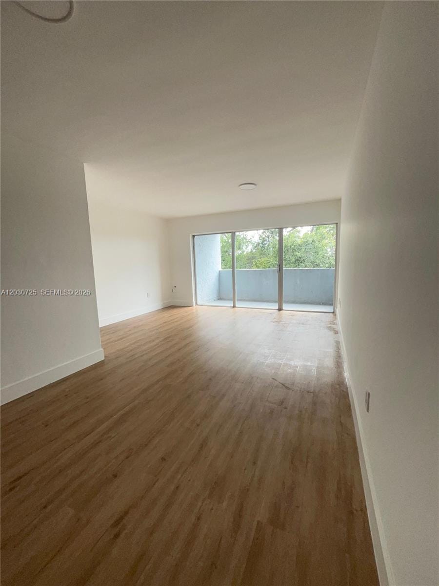 9357 Fontainebleau Boulevard D422 — photo 4