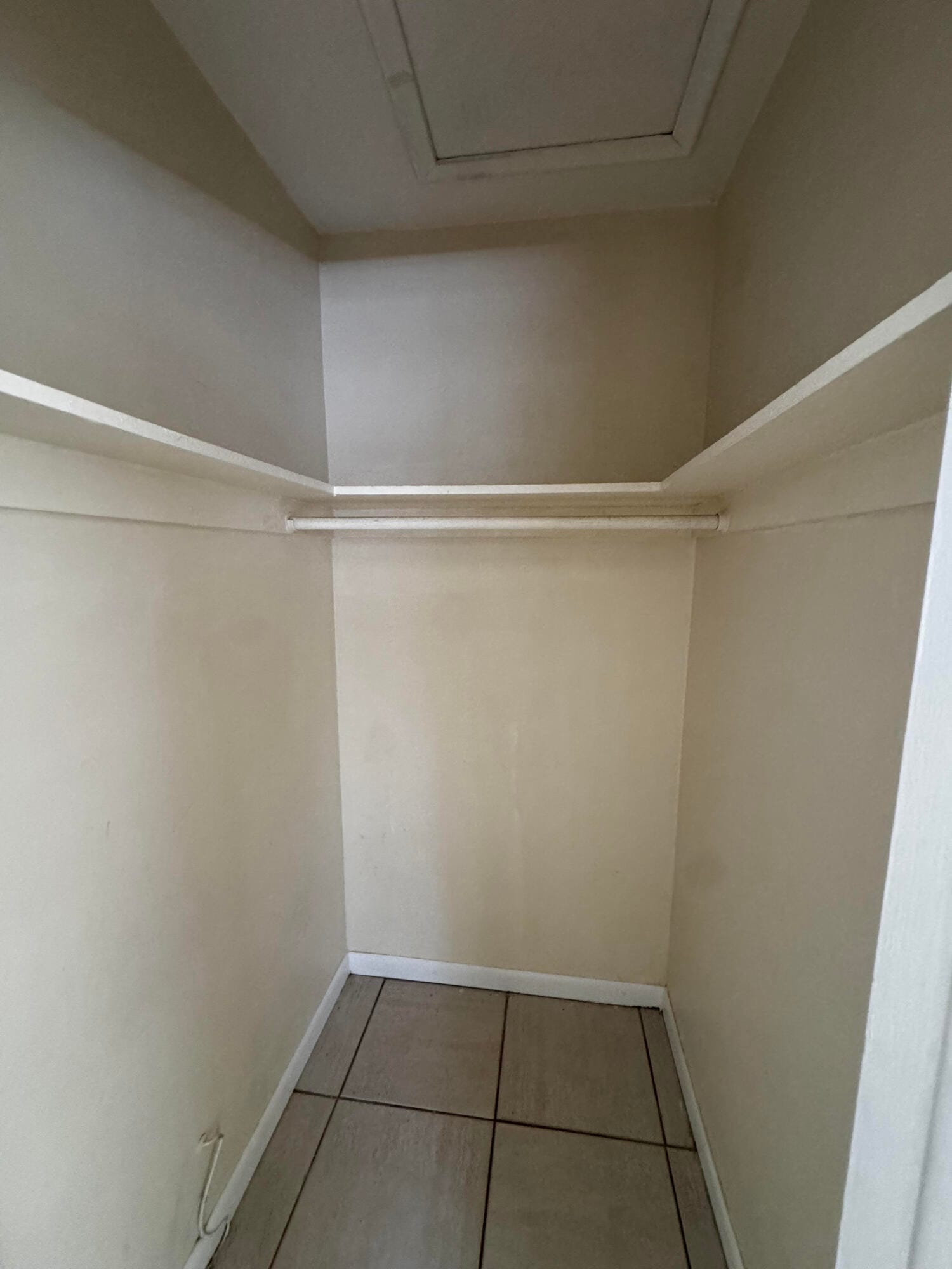 2824 N Dixie Highway — photo 12