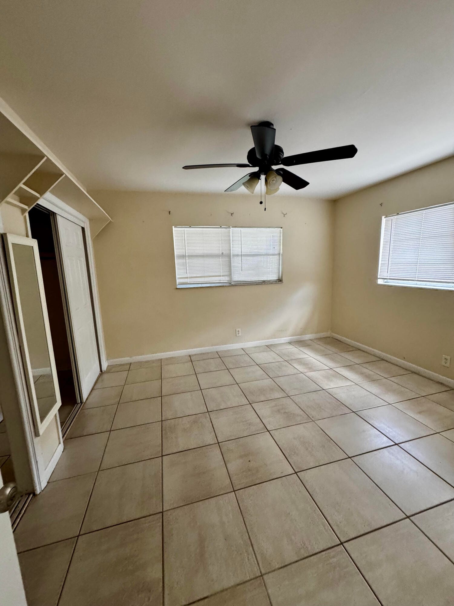 2824 N Dixie Highway — photo 8