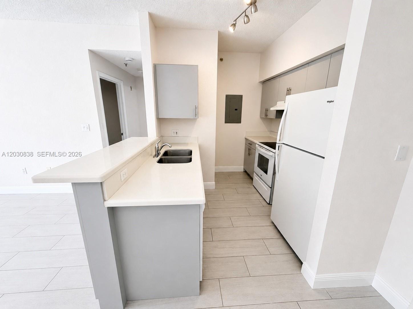 7000 SW 80th Street 216 — photo 2