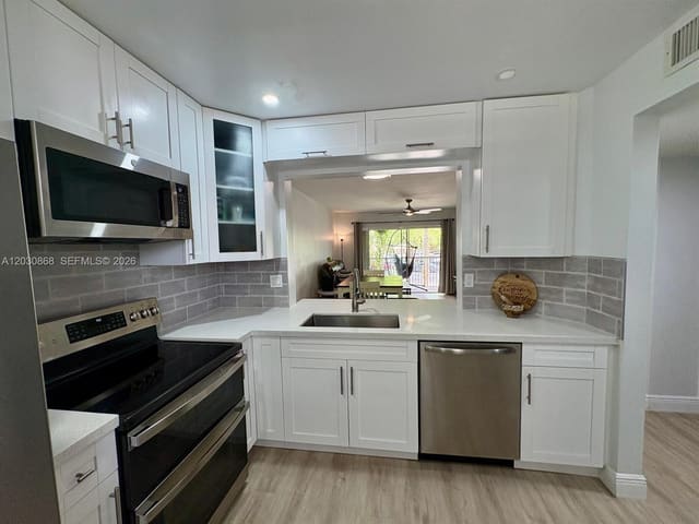 8750 Royal Palm Boulevard 208-3, Coral Springs, FL 33065