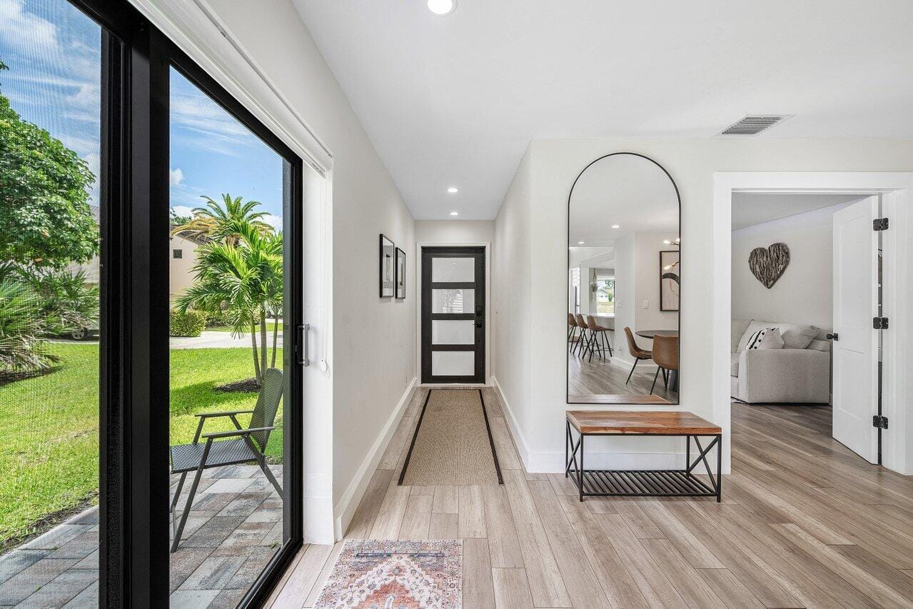 6078 Glendale Drive — photo 5