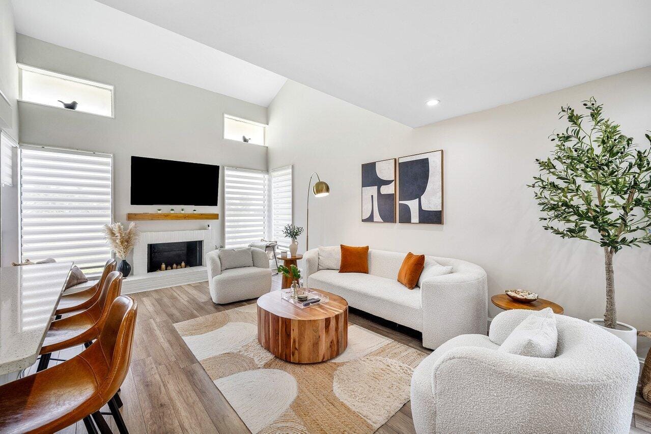 6078 Glendale Drive — photo 8