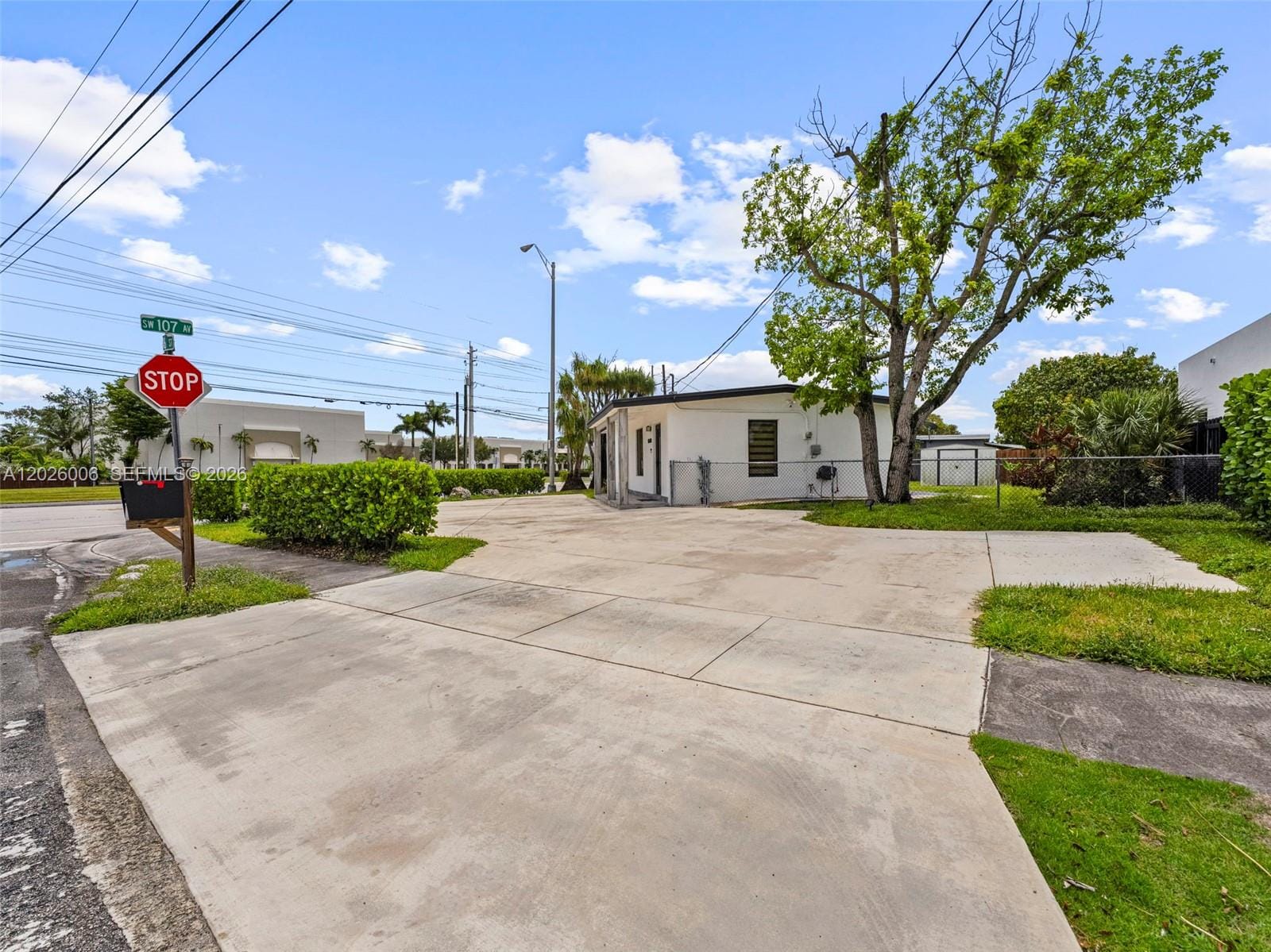 10700 SW 46th Street — photo 8