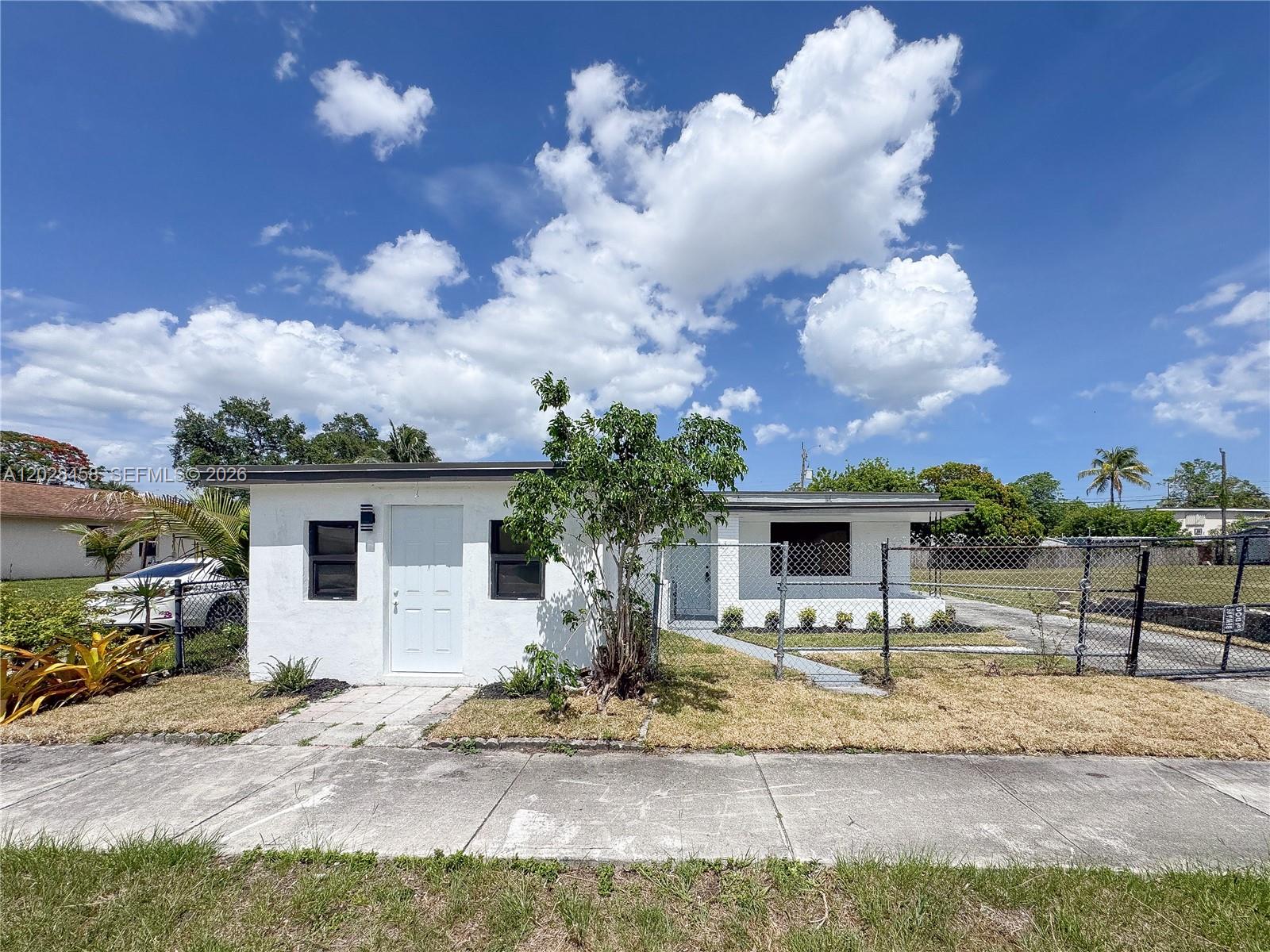 212 NW 28th Way, Fort Lauderdale, FL 33311, Fort Lauderdale